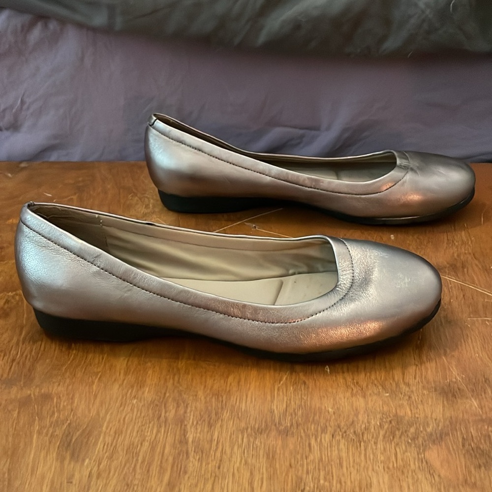 Easy Spirit flats - Picture 2 of 8
